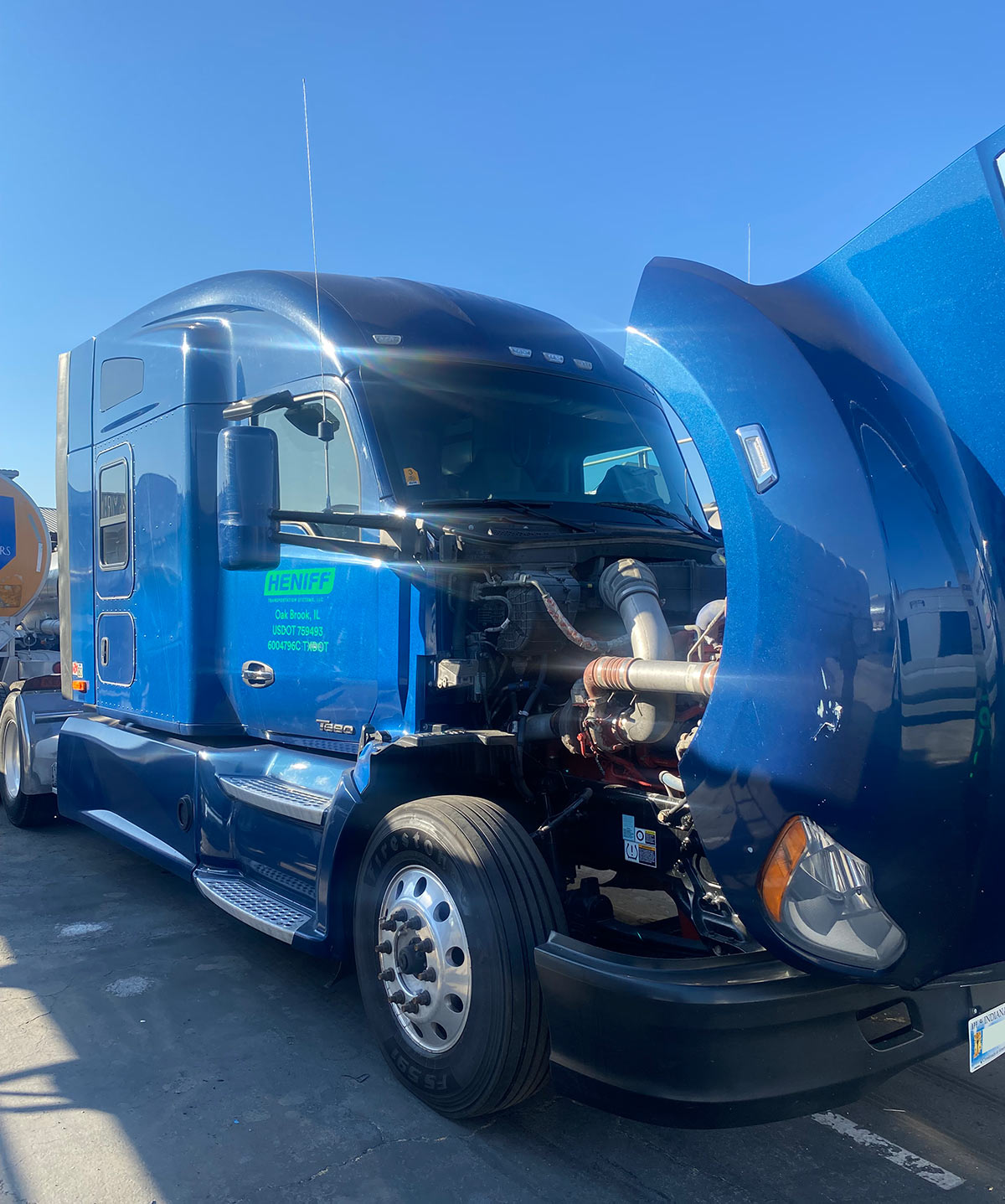 2017 kenworth t680 windshield replacement after