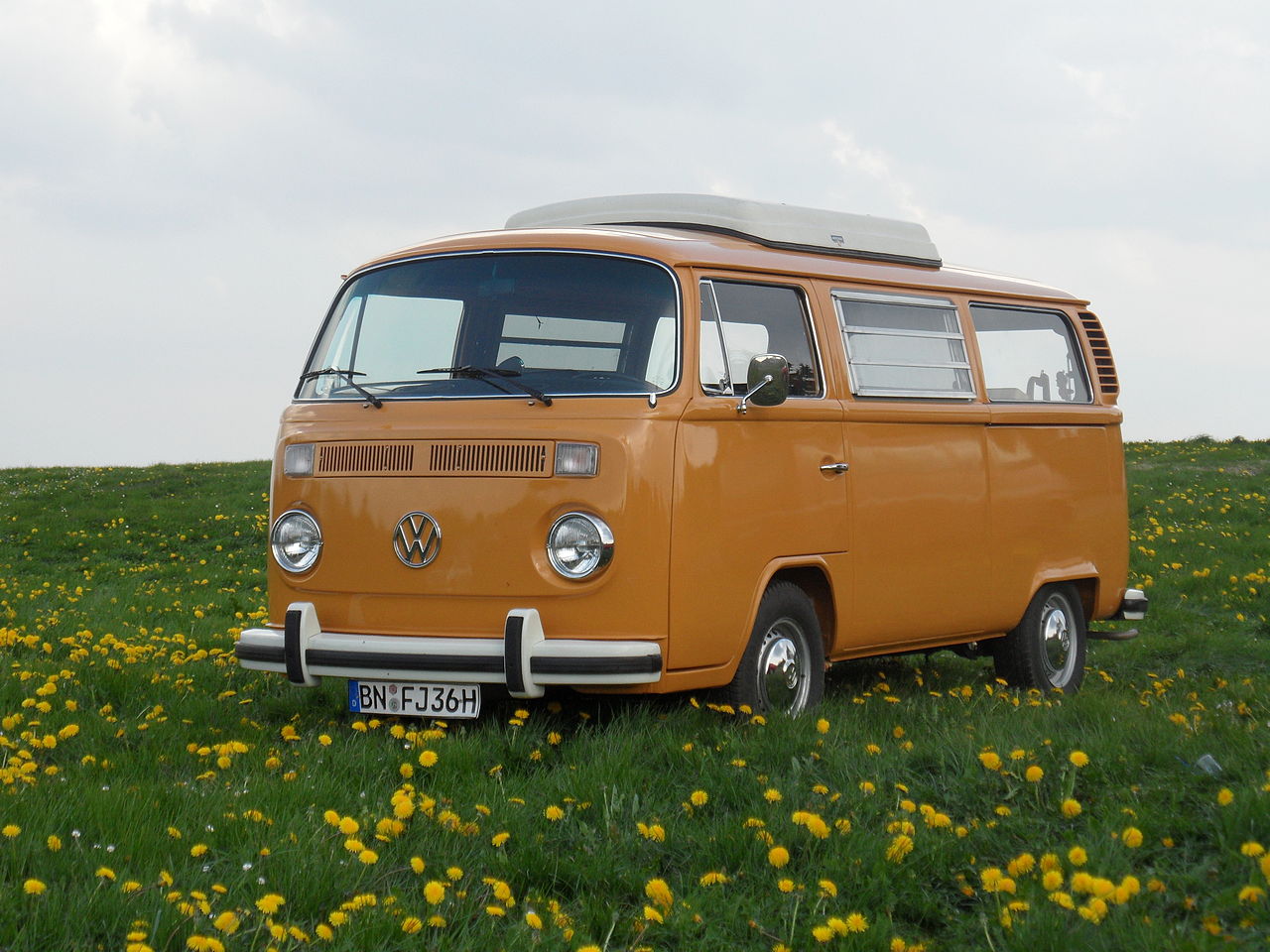 VW bus camper