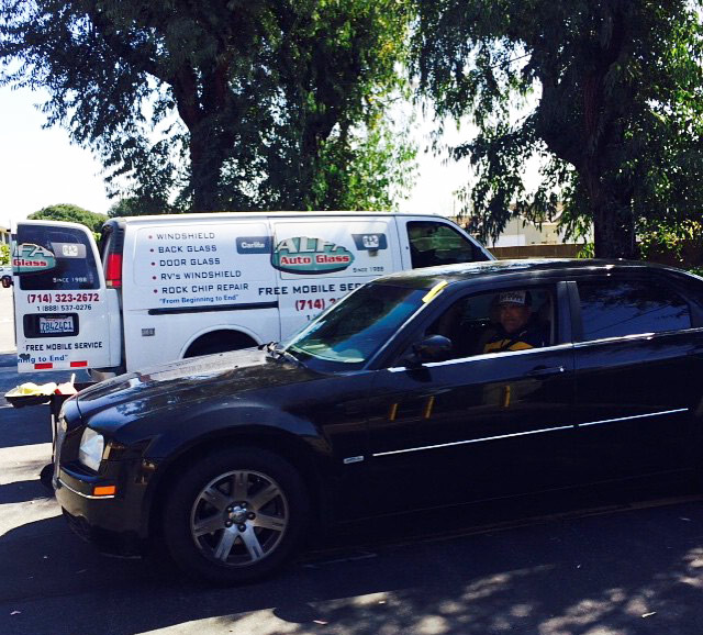 Chrysler 300 windshield replacement