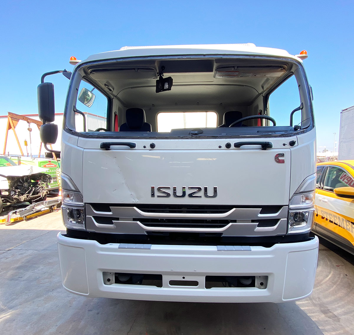 isuzu medium duty truck windshield removed