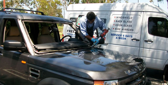 Auto Glass Repair being done in Long Beach